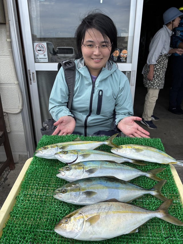 イナダ(ブリ)・カンパチ