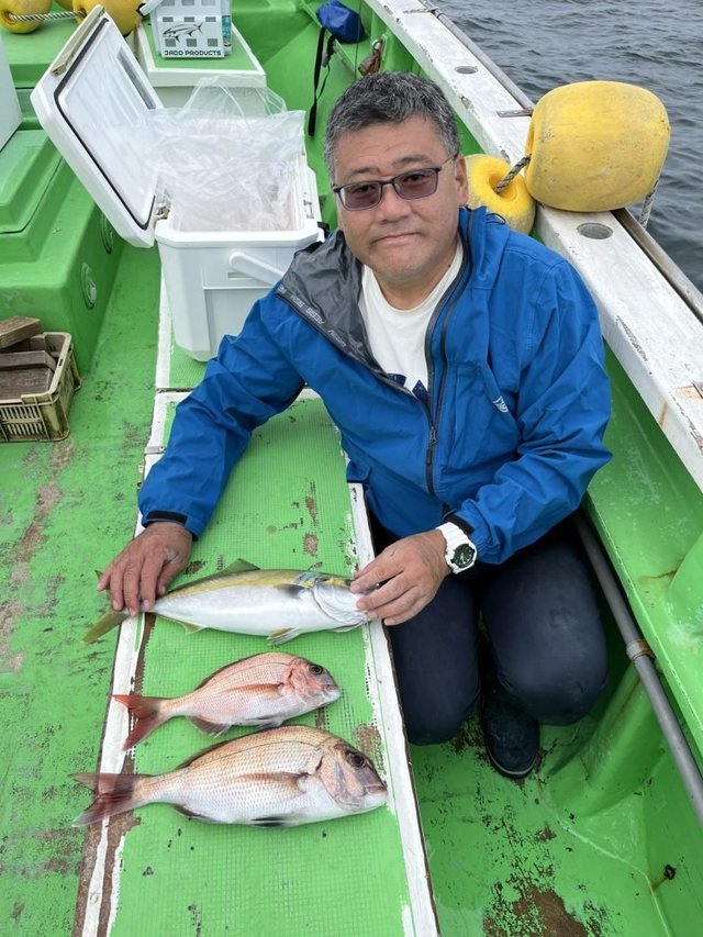 マダイ・イナダ(ブリ)