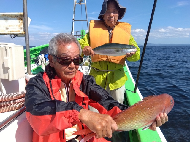 マダイ・イナダ(ブリ)