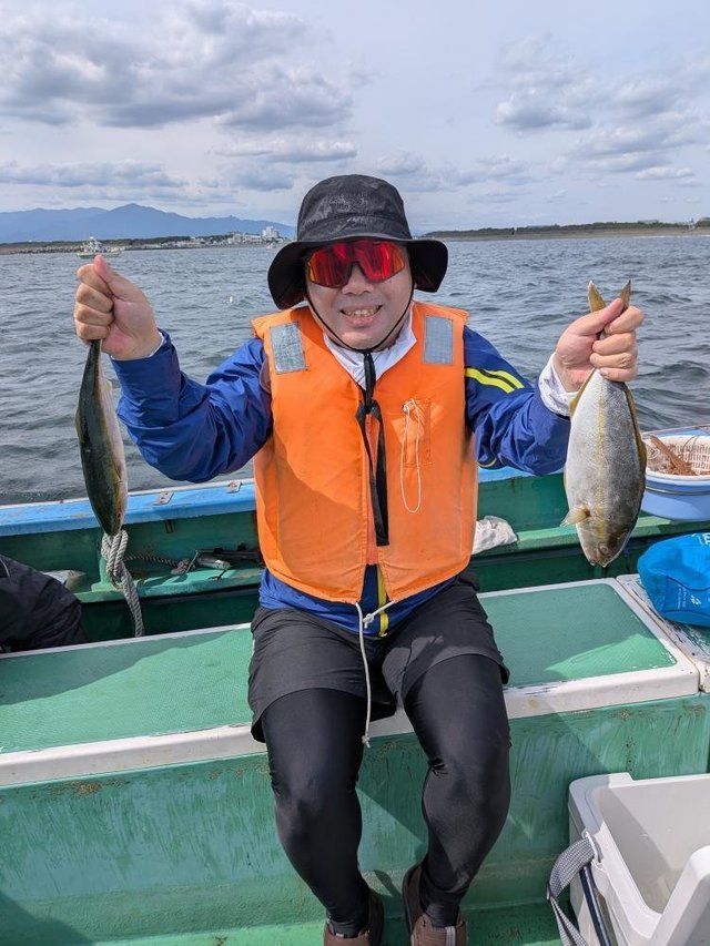 イナダ(ブリ)・カンパチ