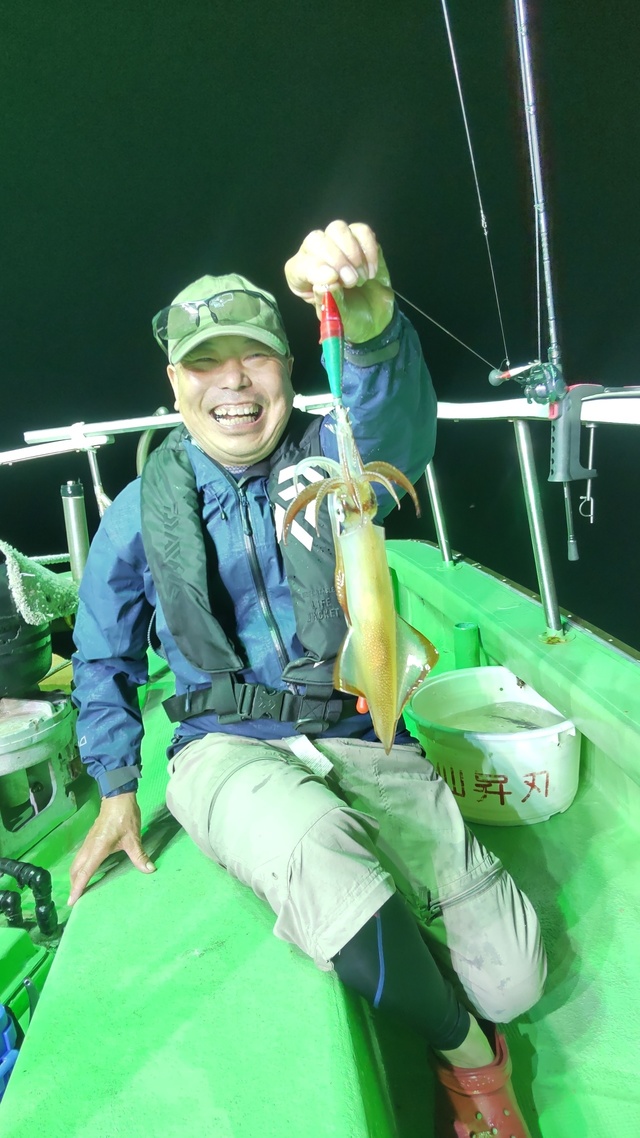 マルイカ(ケンサキイカ)