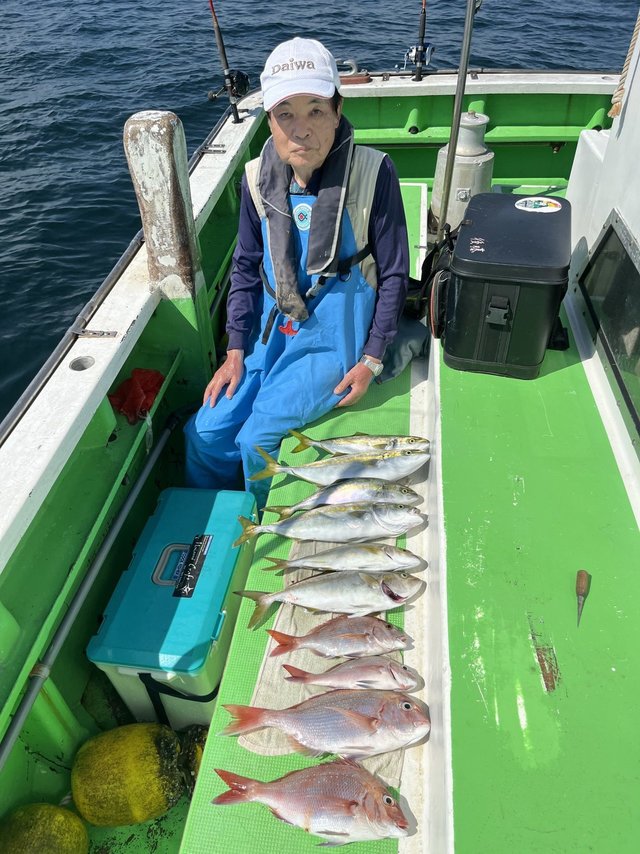 マダイ・イナダ(ブリ)