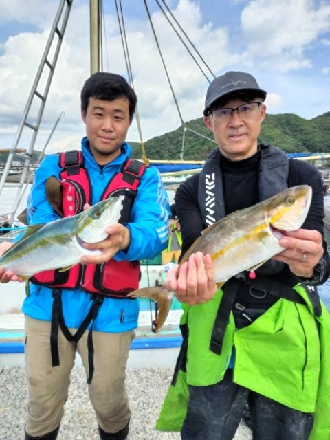 イナダ(ブリ)・カンパチ