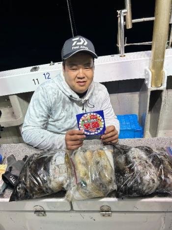 アオリイカ・コウイカ・マイカ(ケンサキイカ)