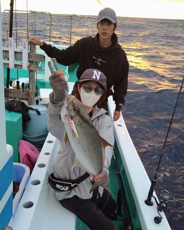 ヒレナガカンパチ