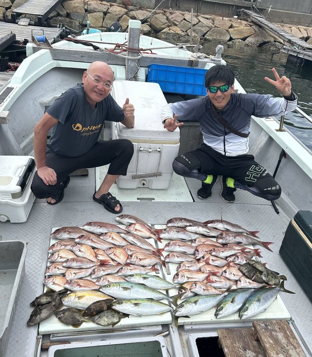 マダイ・ハマチ(ブリ)・カンパチ・カワハギ