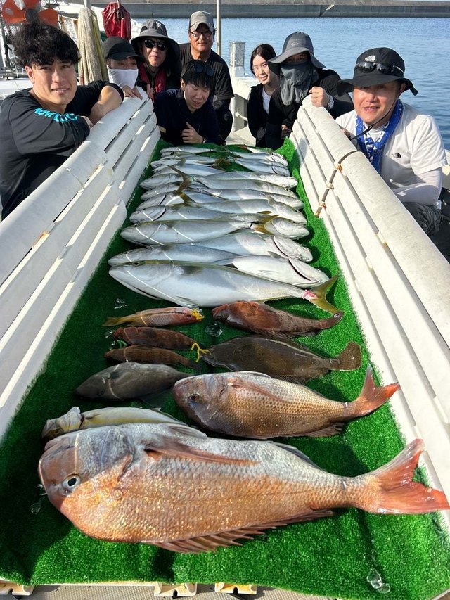 マダイ・ハマチ(ブリ)