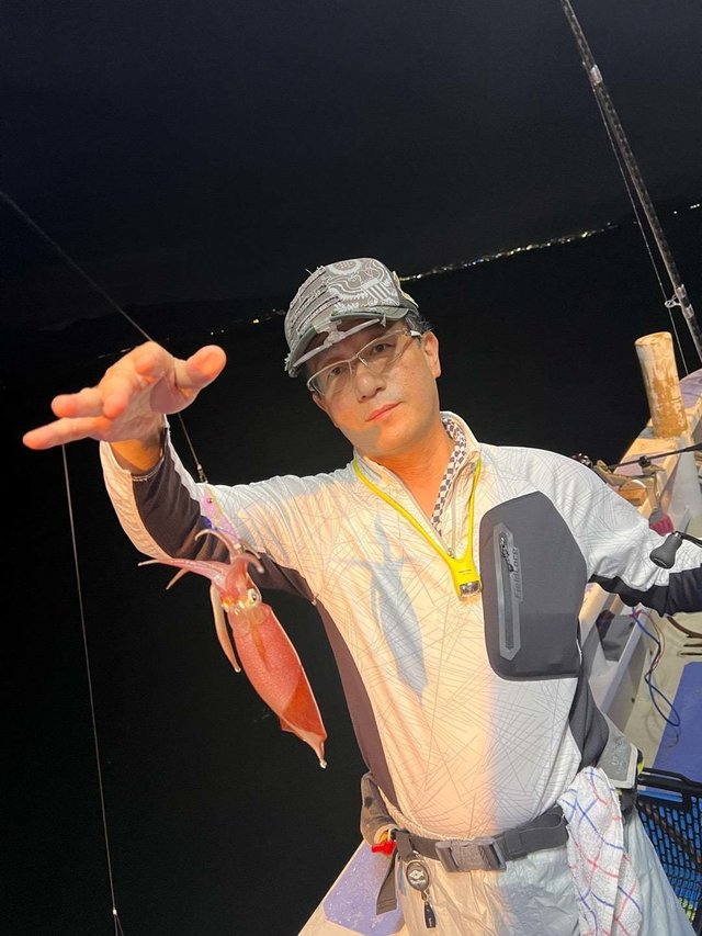 マルイカ(ケンサキイカ)