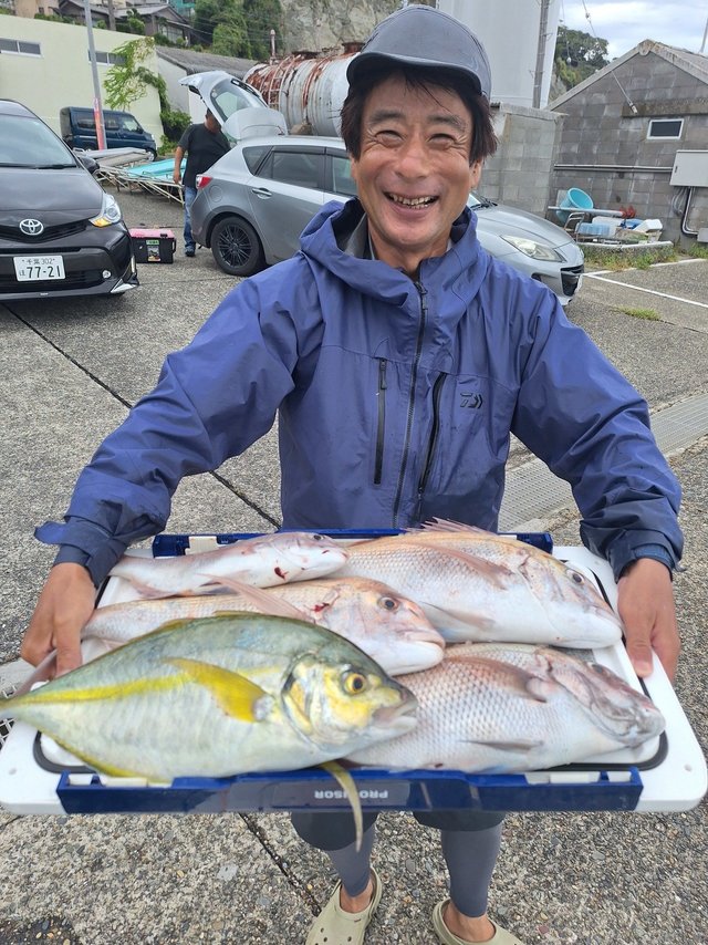 マダイ・シマアジ