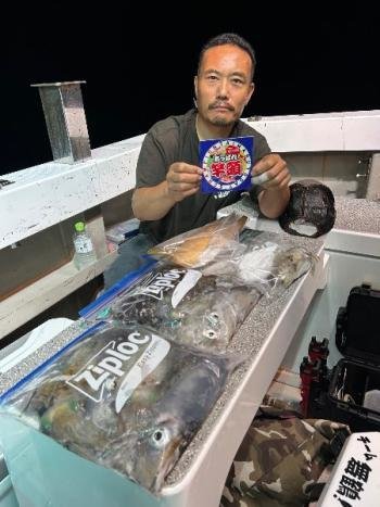 アオリイカ・コウイカ・マイカ(ケンサキイカ)