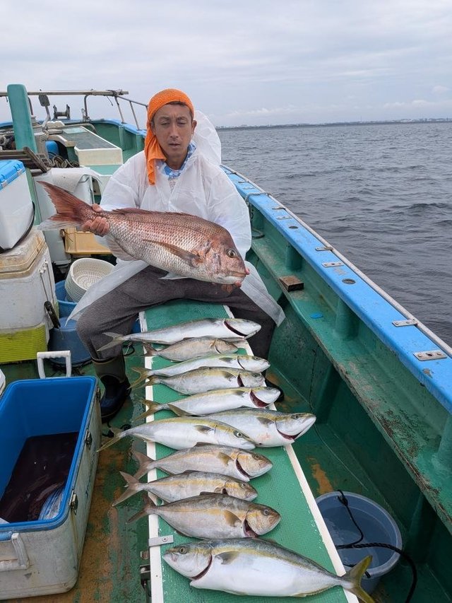 イナダ(ブリ)・カンパチ