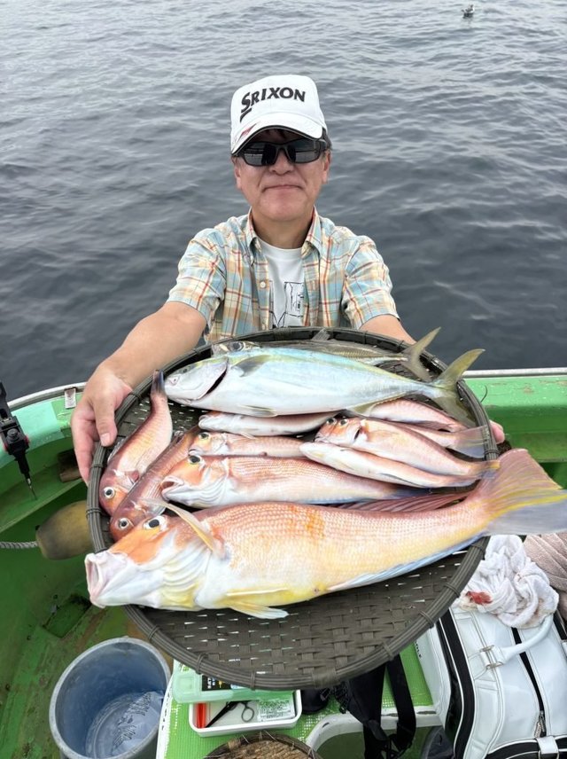 イナダ(ブリ)・アマダイ(アカアマダイ)