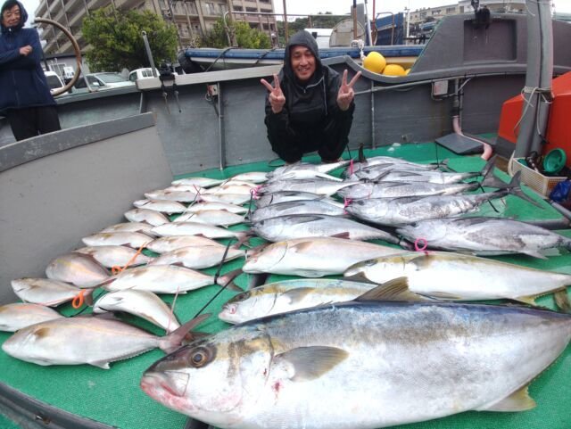 ブリ・カンパチ・コシナガ