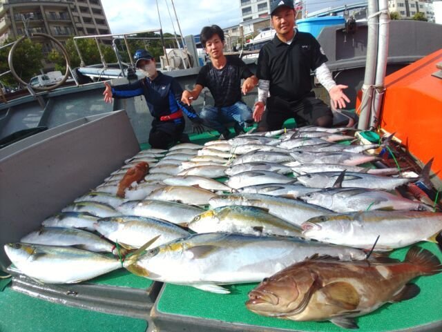 アラ・ワラサ(ブリ)・ヒラマサ・カンパチ・ネリコ(カンパチ)・コシナガ