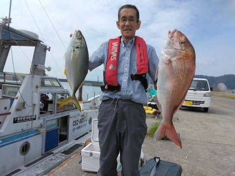 マダイ・マアジ