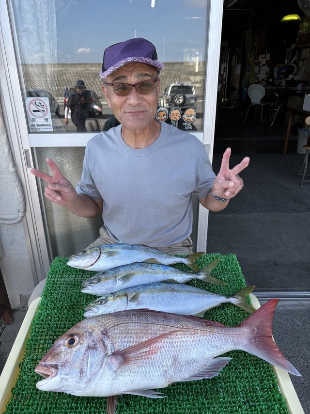 マダイ・イナダ(ブリ)