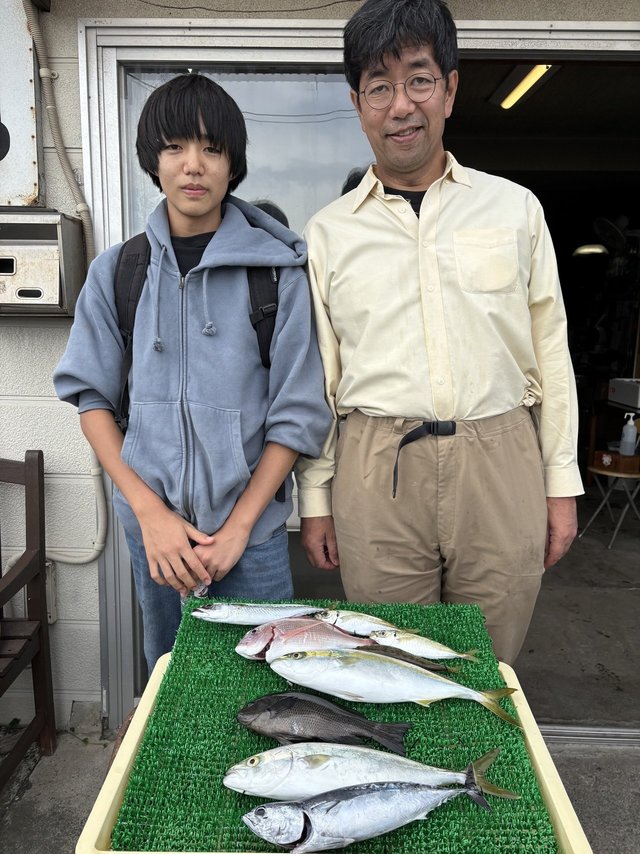 アジ(マアジ)・イナダ(ブリ)