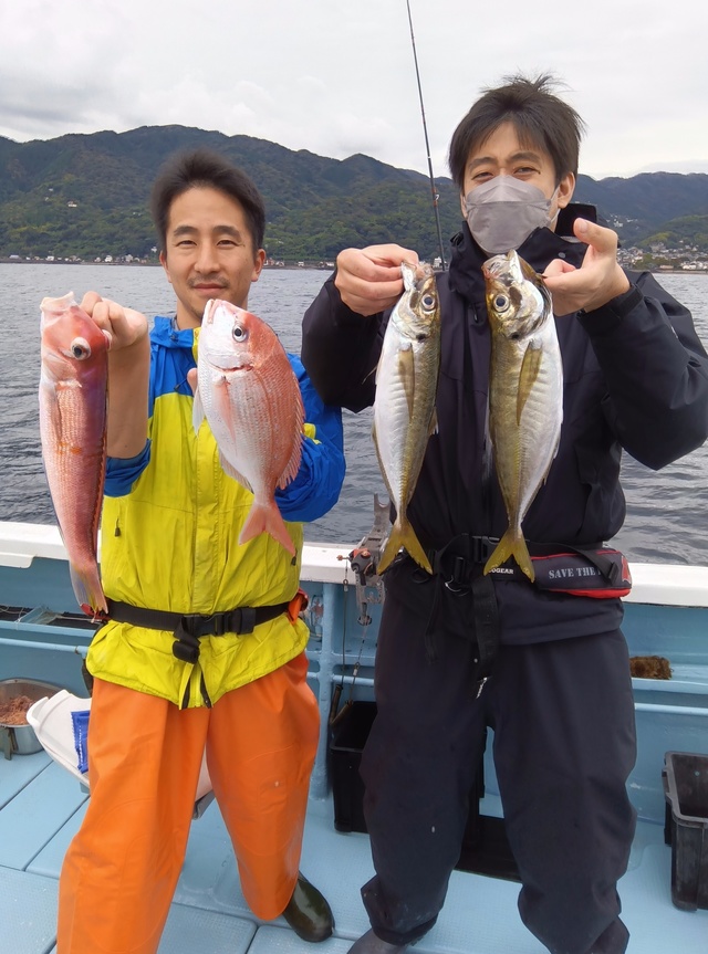 ハナダイ(チダイ)・アジ(マアジ)・アマダイ(アカアマダイ)