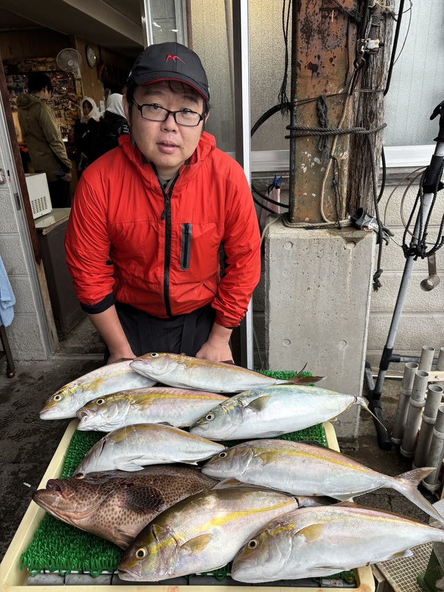 オオモンハタ・イナダ(ブリ)・カンパチ