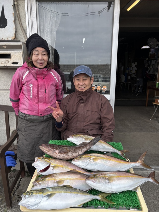 イナダ(ブリ)・カンパチ