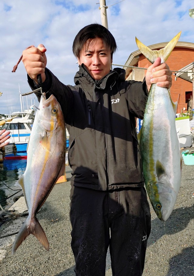 ワラサ(ブリ)・カンパチ