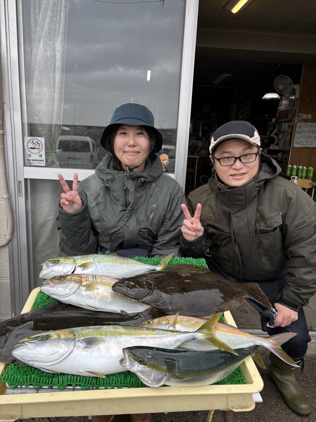 イナダ(ブリ)・カンパチ・ヒラメ