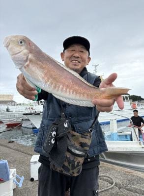 シロアマダイ