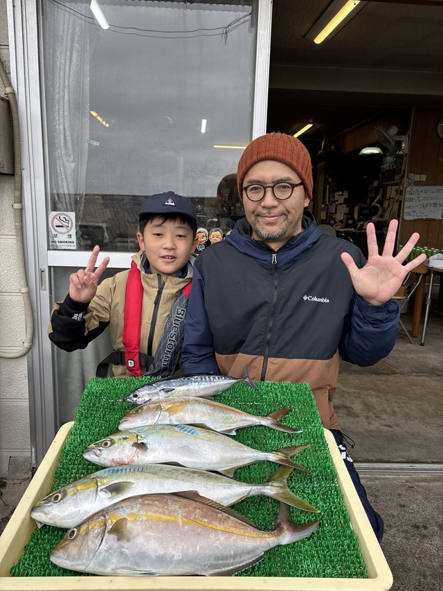 イナダ(ブリ)・カンパチ