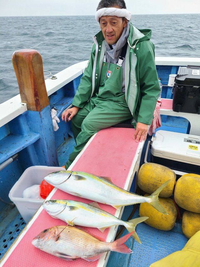 マダイ・ワラサ(ブリ)