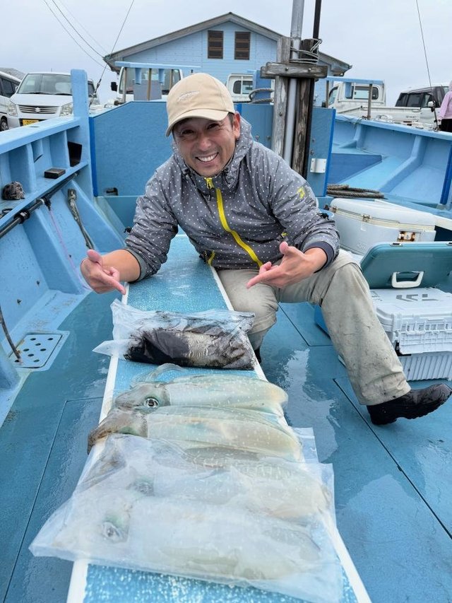 アオリイカ・モンゴウ(カミナリイカ)