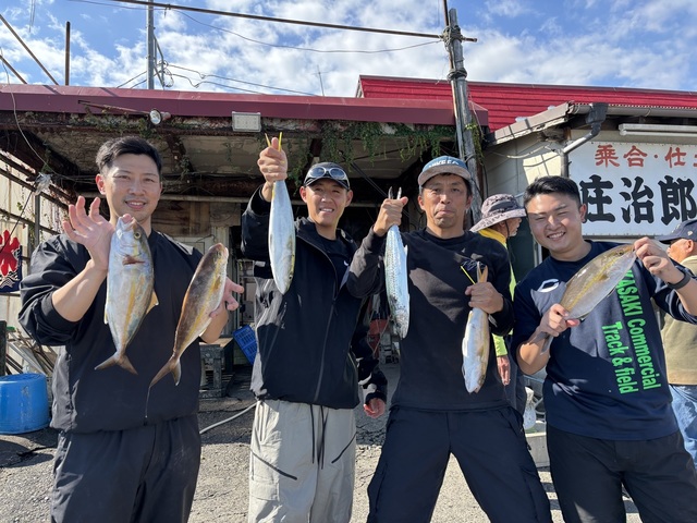 イナダ(ブリ)・カンパチ