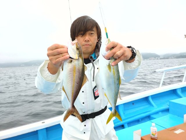 イナダ(ブリ)・カンパチ