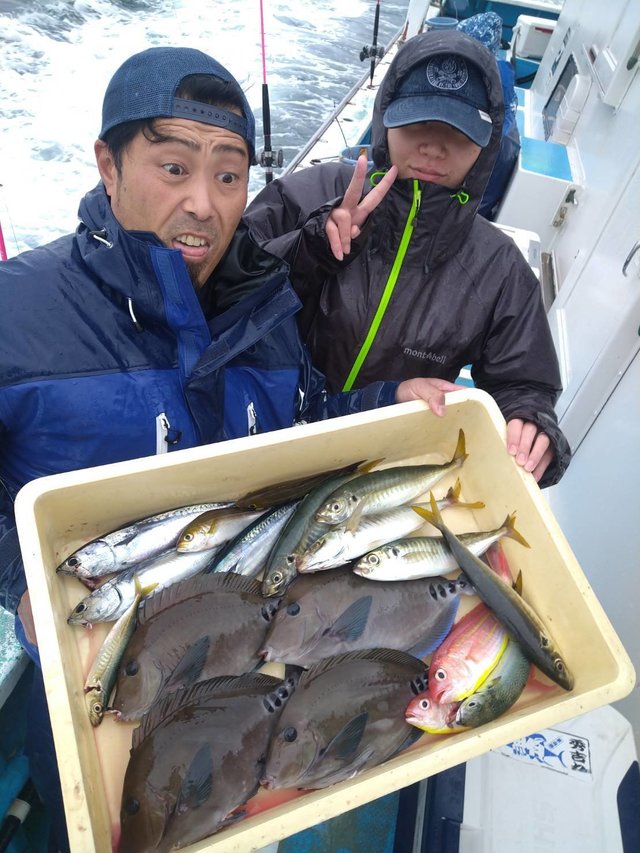 マアジ・マルアジ・イトヨリ(イトヨリダイ)・ウマズラハギ(ウマヅラハギ)