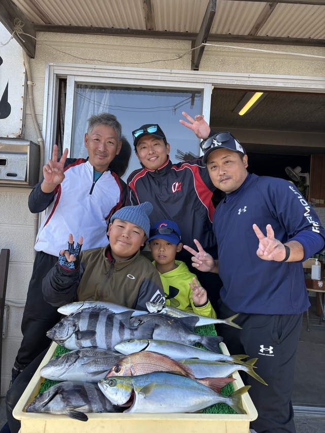 イシダイ・イナダ(ブリ)