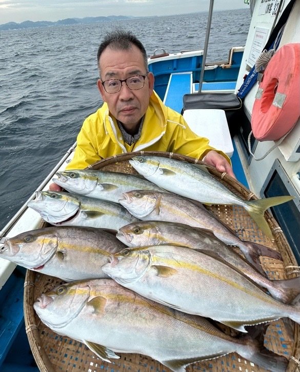 イナダ(ブリ)・カンパチ