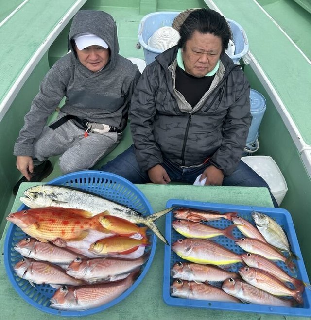 シキシマハナタイ(シキシマハナダイ)・カイワリ・シイラ・アマダイ(アカアマダイ)・イトヨリ(イトヨリダイ)・キツネダイ・ホウボウ