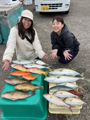 オオモンハタ・ツバス(ブリ)・メジロ(ブリ)・カンパチ