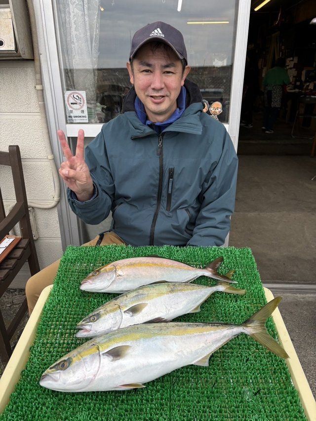 イナダ(ブリ)・カンパチ