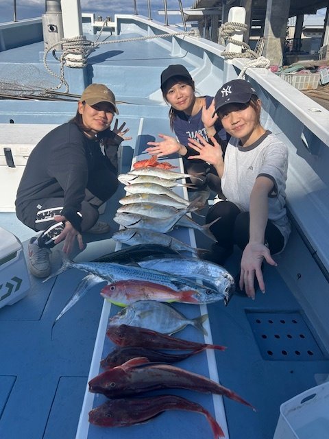 カイワリ・カンパチ・イトヨリ(イトヨリダイ)・ソウダガツオ(ヒラソウダ)・サワラ・タチウオ・オニカサゴ・ホウボウ・サバ(ゴマサバ)