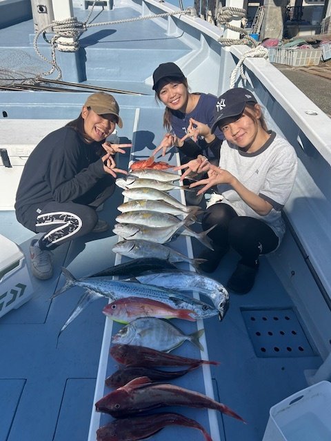 カイワリ・カンパチ・イトヨリ(イトヨリダイ)・ソウダガツオ(ヒラソウダ)・サワラ・タチウオ・オニカサゴ・ホウボウ・サバ(ゴマサバ)