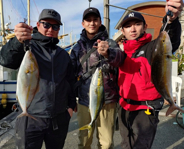 イナダ(ブリ)・カンパチ