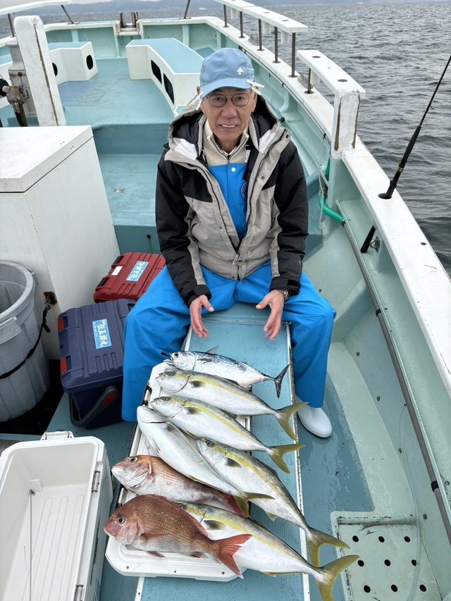 マダイ・イナダ(ブリ)