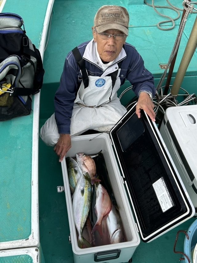 マダイ・イナダ(ブリ)