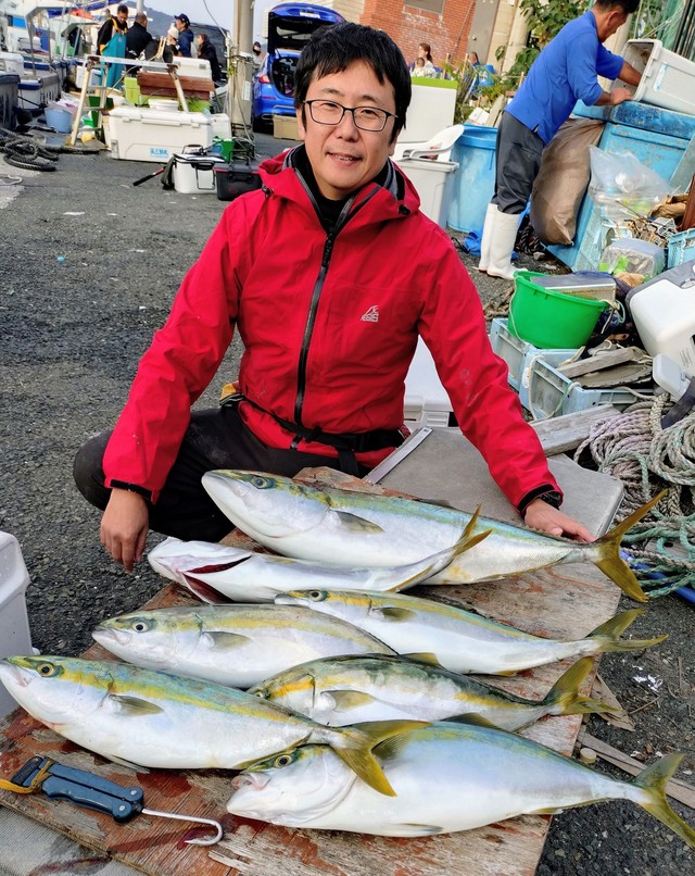 イナダ(ブリ)・ワラサ(ブリ)