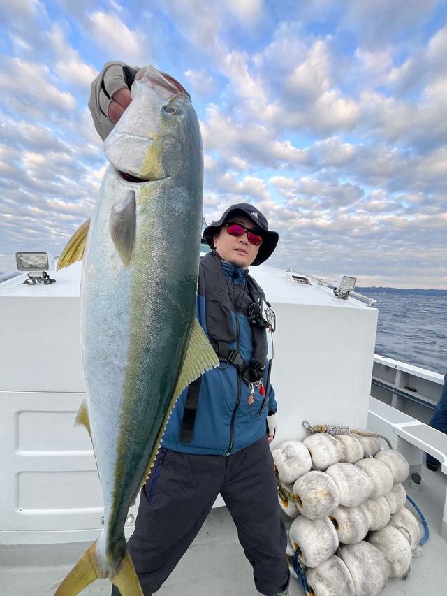 サンパク(ブリ)