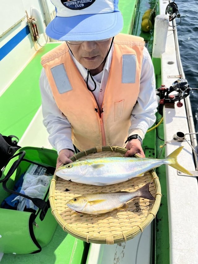 イナダ(ブリ)・カンパチ