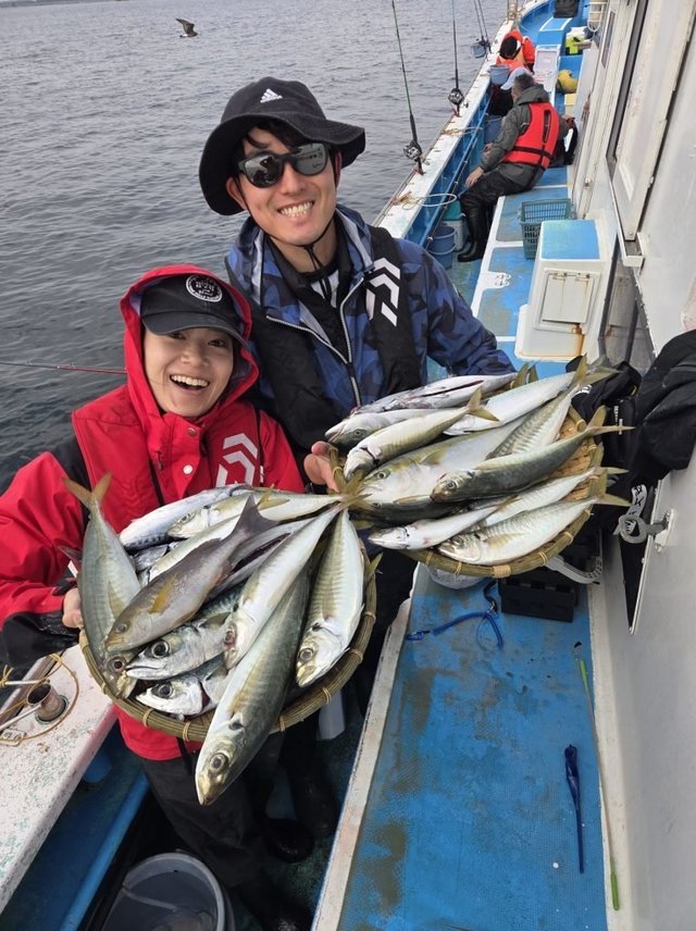 アジ(マアジ)・イナダ(ブリ)