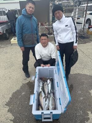 ハマチ(ブリ)・シオ(カンパチ)