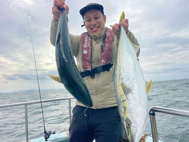 ブリ・ワラサ(ブリ)