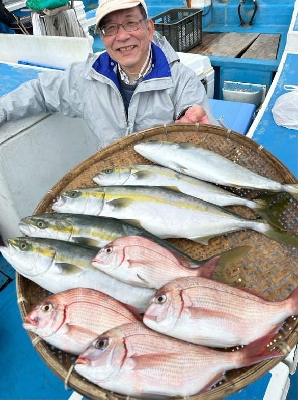 マダイ・ハナダイ(チダイ)・イナダ(ブリ)